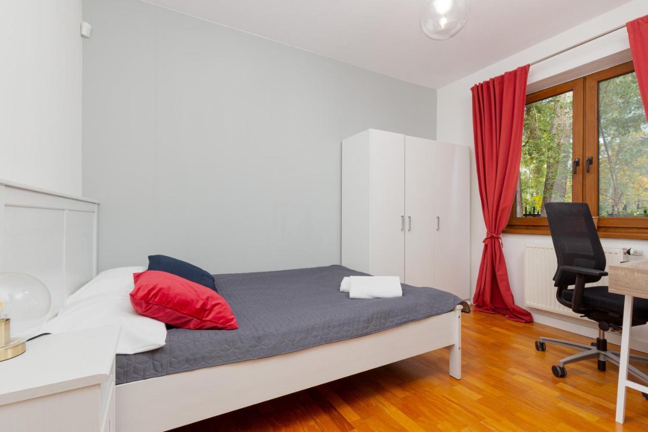 Holiday House Cinema Experience Warsaw Michalowice By Renters Villa ภายนอก รูปภาพ