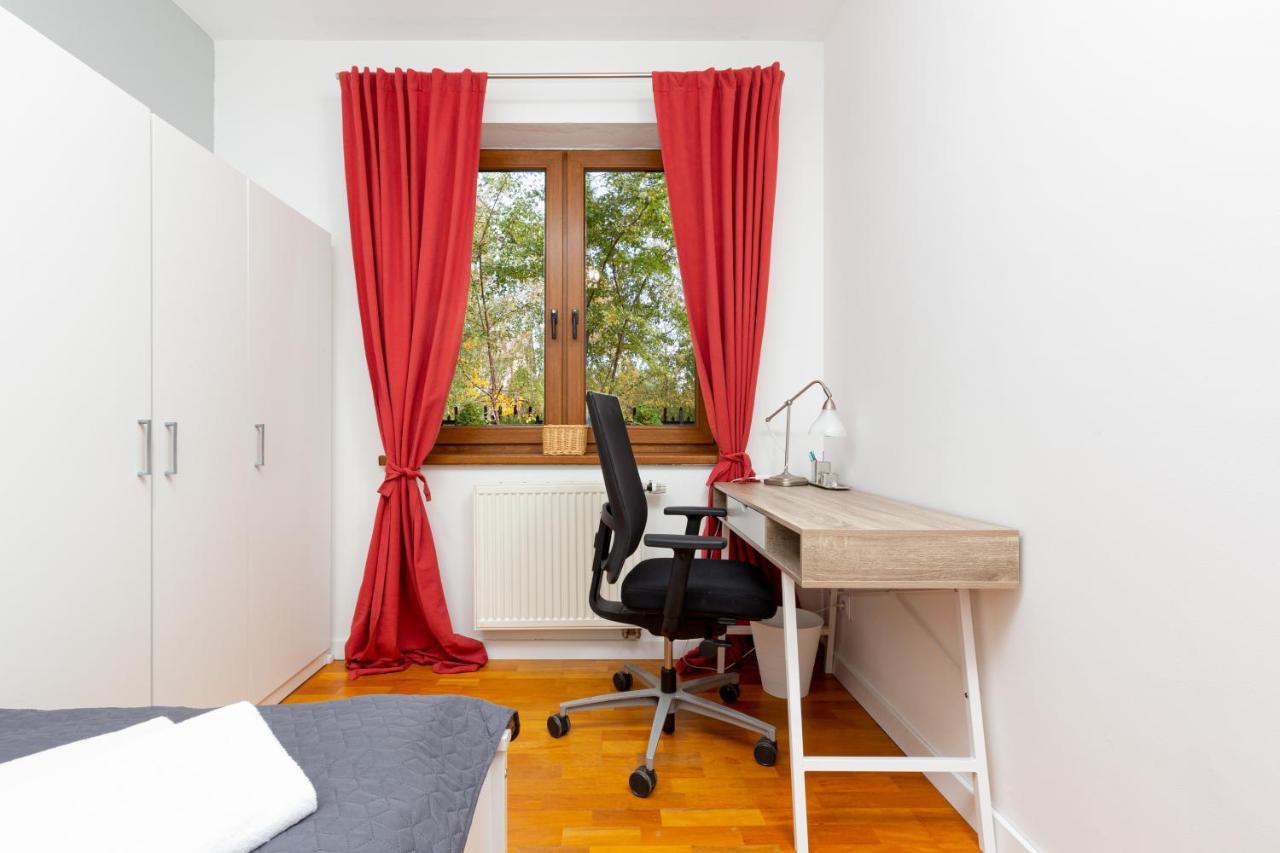 Holiday House Cinema Experience Warsaw Michalowice By Renters Villa ภายนอก รูปภาพ